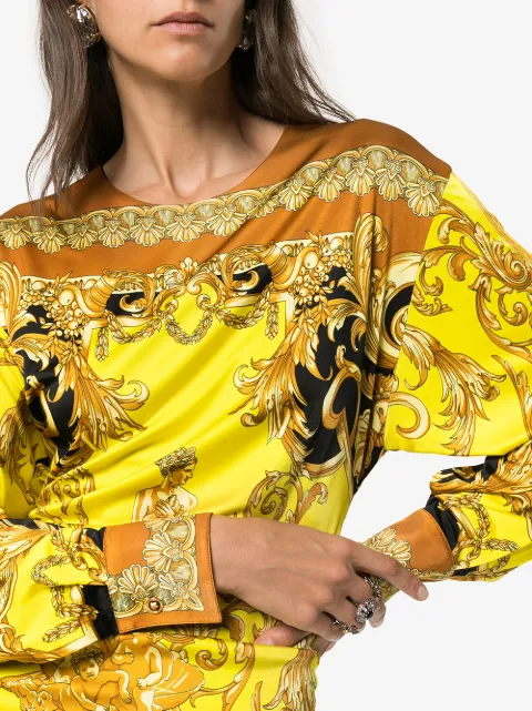 Versace Långärmad Klänning Med Barocktryck Farfetch Versace Långärmad Klänning Med Barocktryck Farfetch