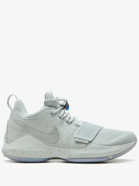 Nike baskets PG 1