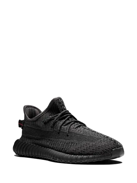 black yeezys youth