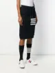 Thom Browne تنورة مزينة بأربعة خطوط