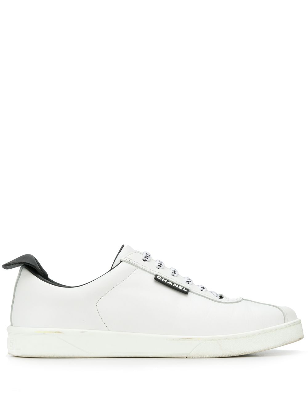 Chanel Pre-Owned Logo Pull Tab Lace-up Sneakers in White