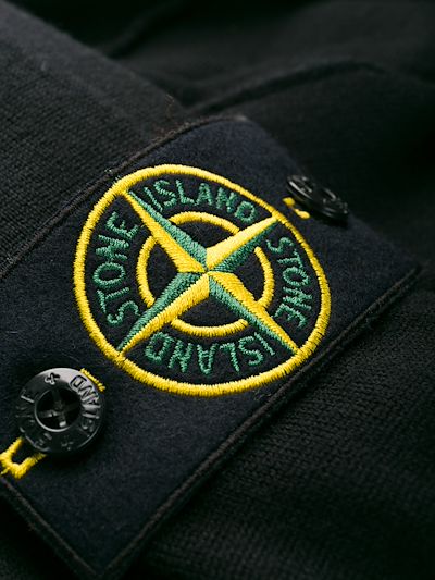 stone island badge jumper