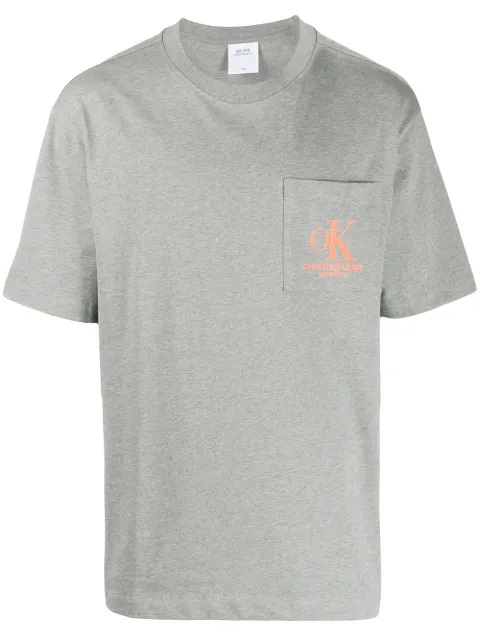 Calvin Klein Jeans printed-pocket logo t-shirt 