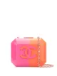 Imagen 1 de Chanel Pre-Owned bolsa crossbody estructurada con logo