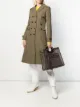 الصورة 2 من Fendi حقيبة تسوق عملية بشعار FF