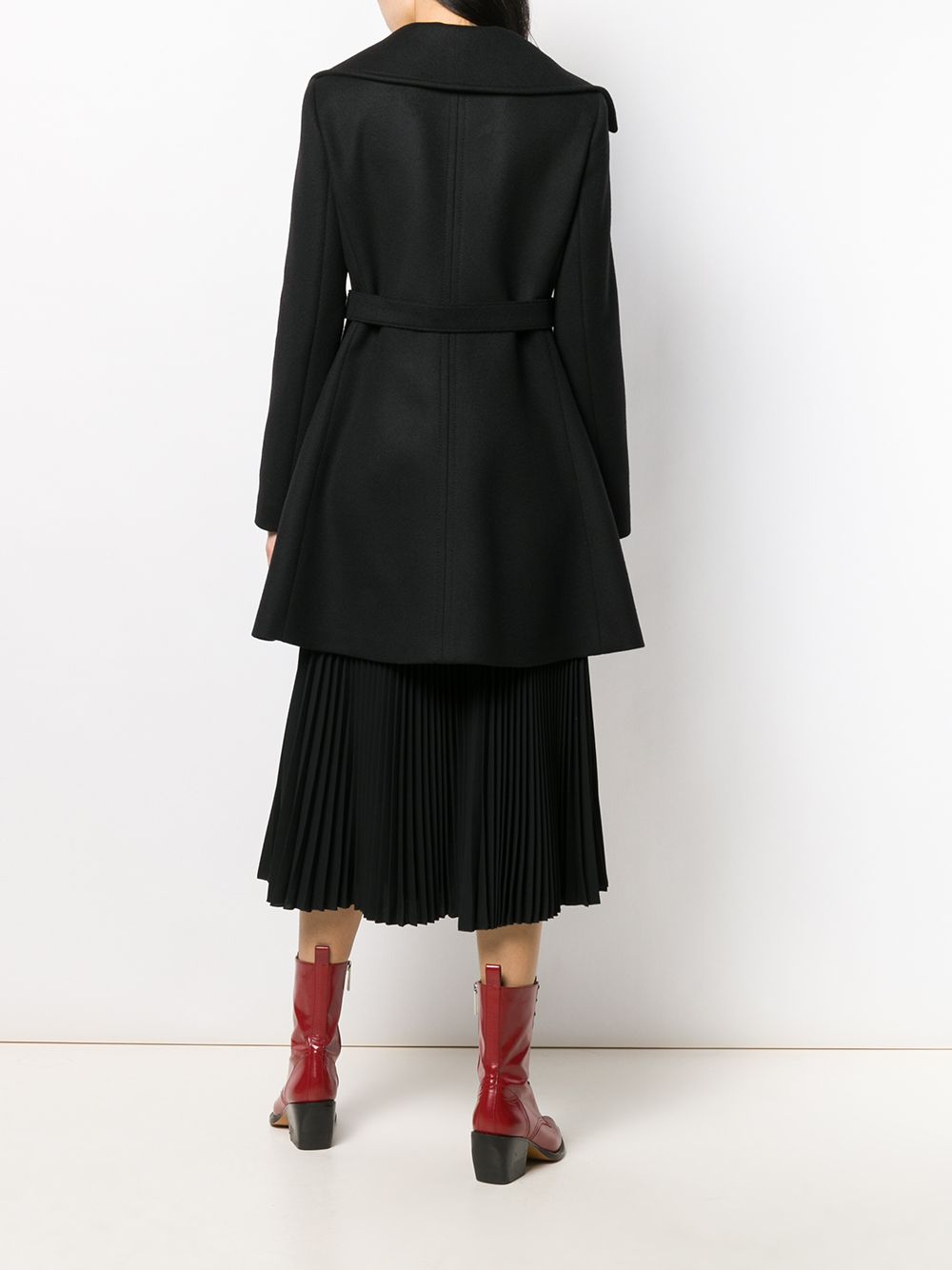 Shop Valentino compact V belt coat with Express Delivery - FARFETCH
