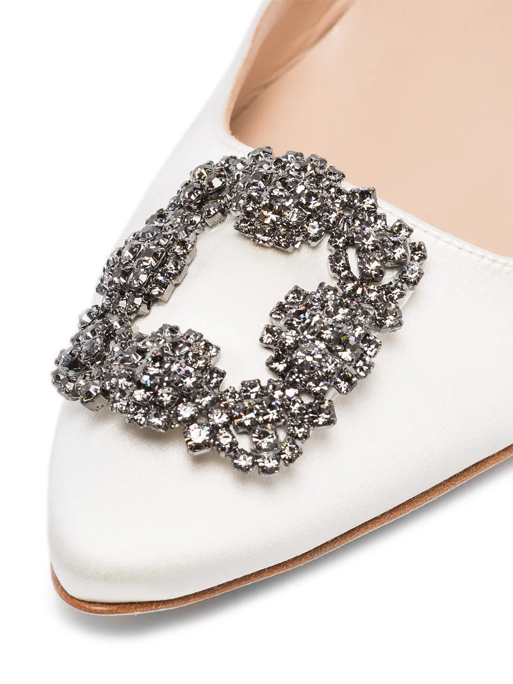 Manolo Blahnik Pumps verfraaid met kristallen Wit