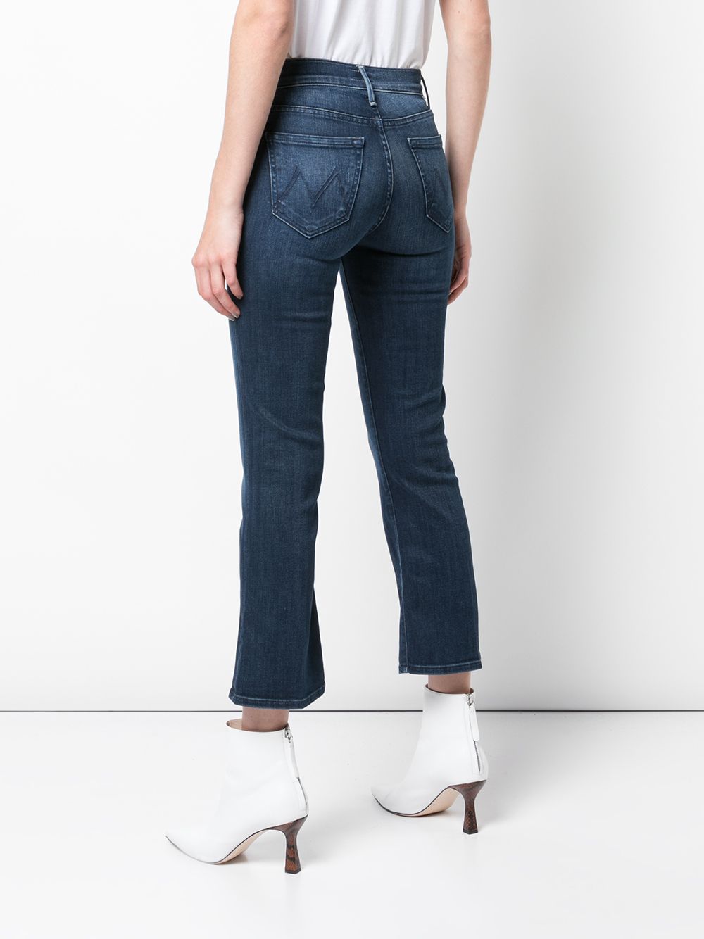 mother outsider crop