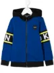 الصورة 1 من Dkny Kids كنزة متباينة الألوان بغطاء رأس وشعار