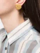 الصورة 2 من Chanel Pre-Owned أقراط بشعار CC