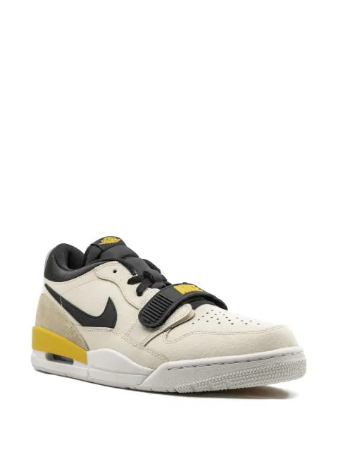 Jordan Krossovki Air Jordan Legacy 312 Low Kupit V Internet Magazine V Moskve Ceny Foto