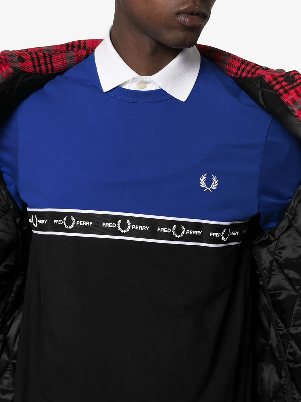 фото Fred Perry футболка в стиле колор-блок с логотипом