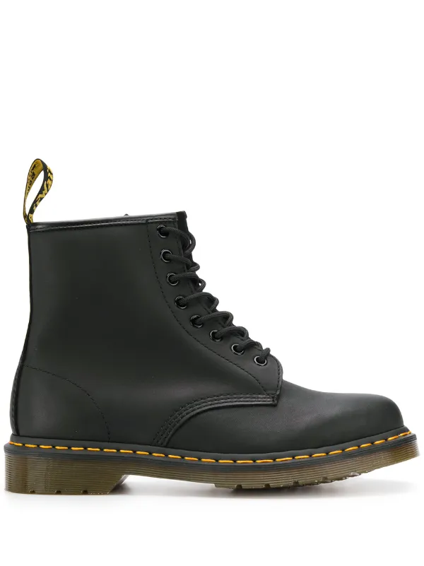 mono smooth dr martens