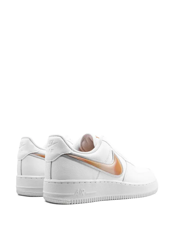 oversized swoosh af1