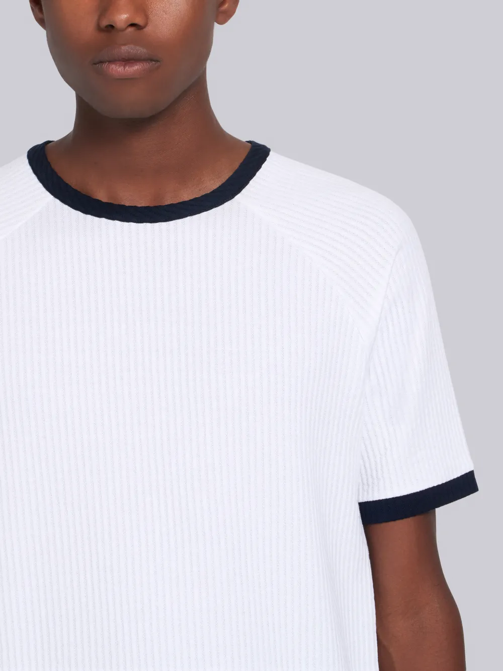 THOM BROWNE THOM BROWNE WHITE SEERSUCKER SHORT SLEEVE RINGER TEE,MJS109A0173214270308