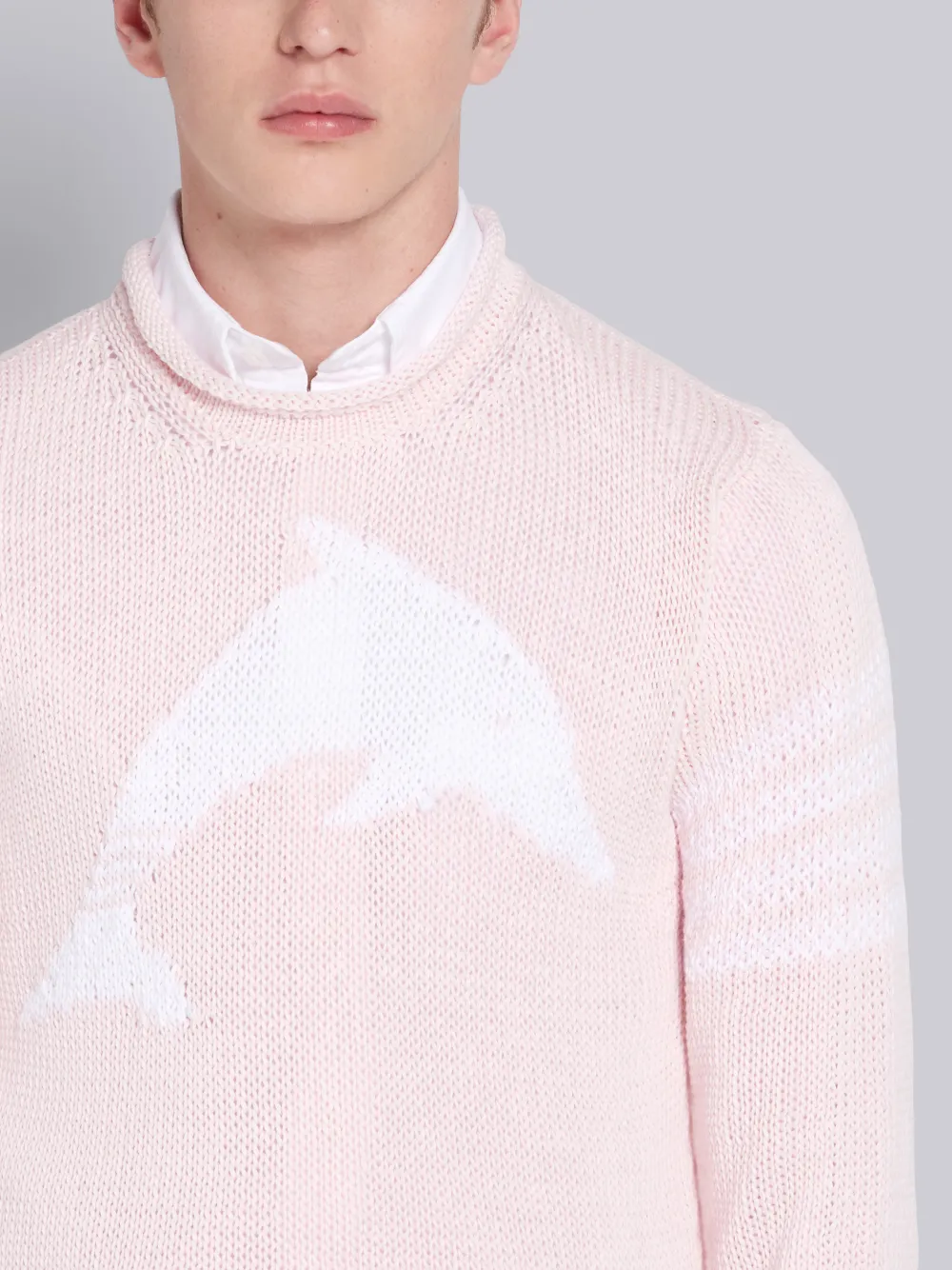 THOM BROWNE THOM BROWNE PINK COTTON DOLPHIN INTARSIA CREWNECK 4-BAR PULLOVER,MKA292A0021914270377