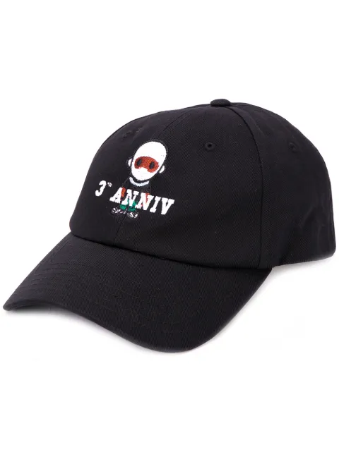 Click to view more detailed imagery on our partner's website Ih Nom Uh Nit 'anniversary' Embroidered Cap In Black