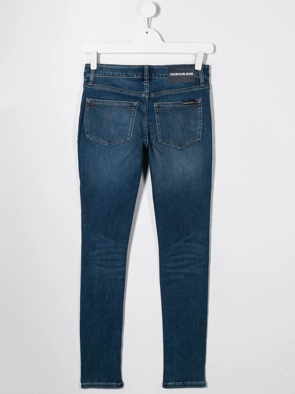 фото Calvin klein kids зауженные выбеленные джинсы