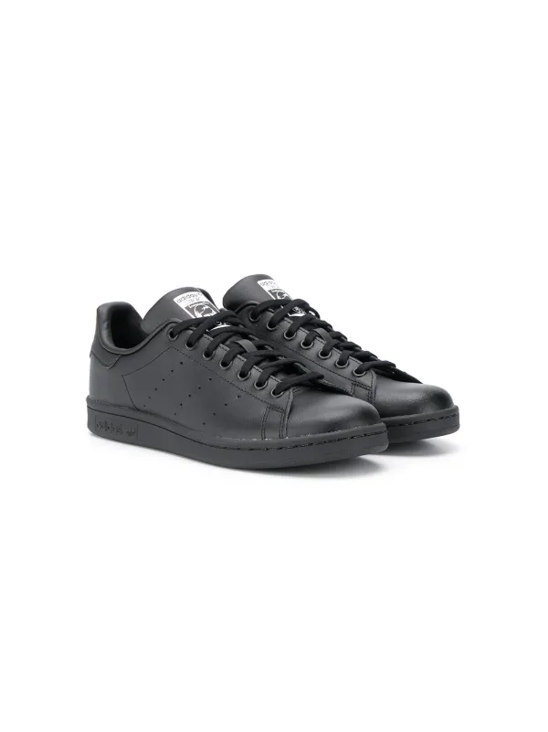 {keywor d} adidas originals childrens trainers