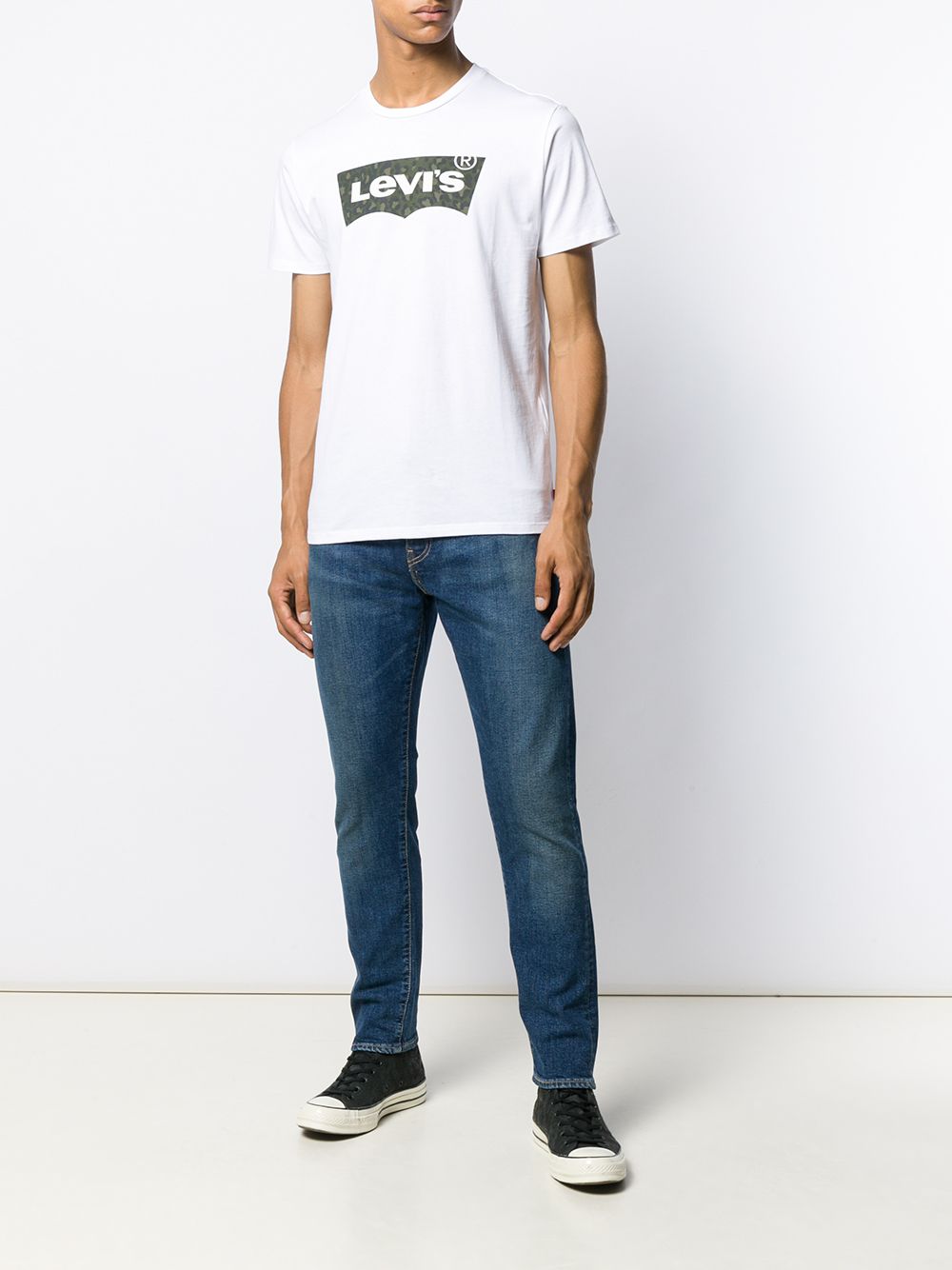 фото Levi's футболка с камуфляжным принтом и логотипом