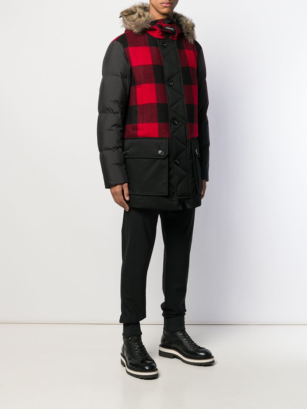 фото Woolrich пуховик в клетку