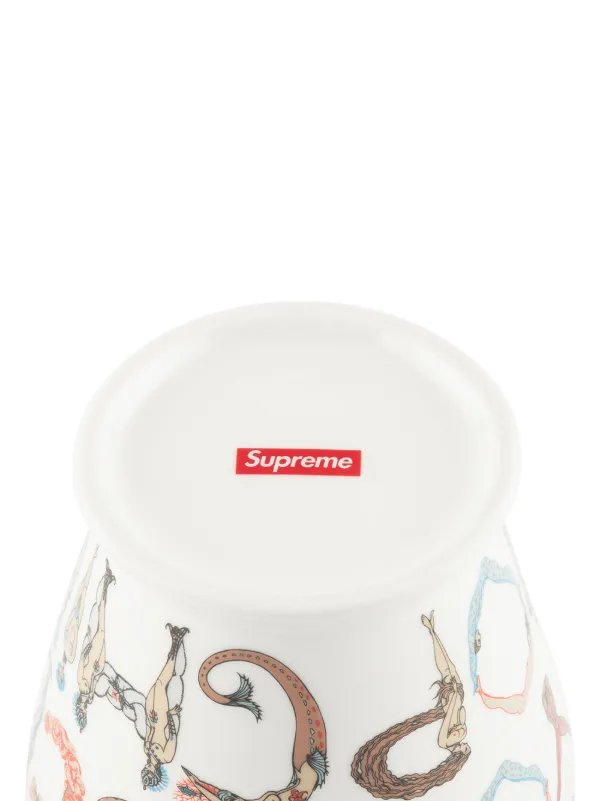 supreme vase