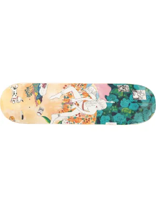 supreme bedroom deck