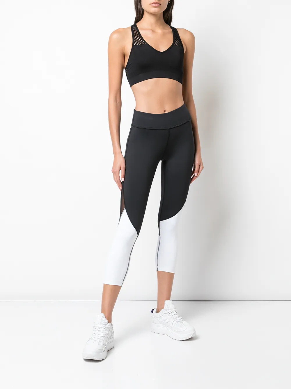 фото Alala бесшовный спортивный бюстгальтер