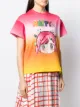 Mira Mikati تيشيرت بطبعة تصويرية