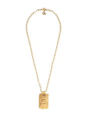 textured pendant necklace