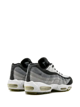 Air Max 95运动鞋展示图