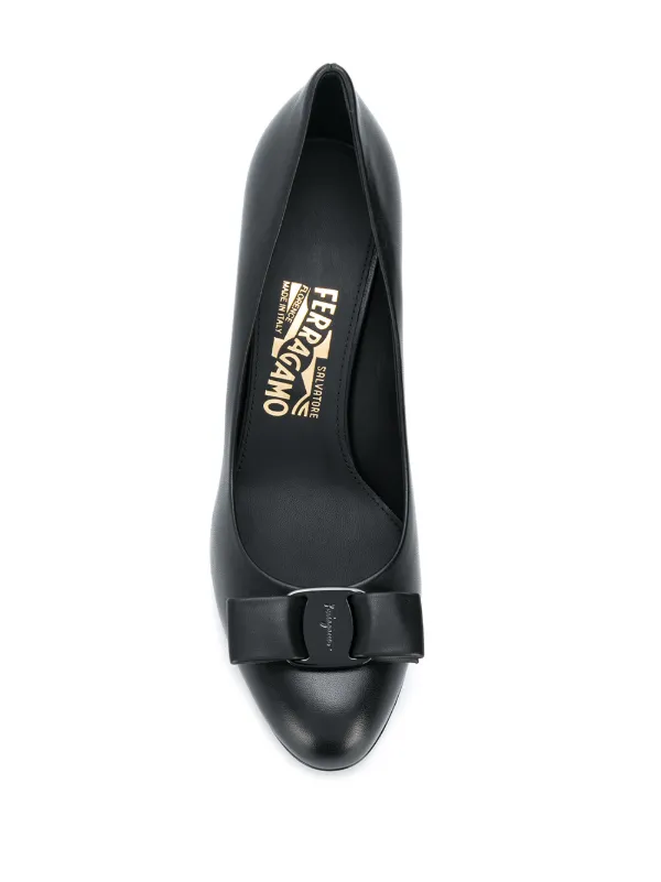 Ferragamo Carla bow-detail Pumps | Black | FARFETCH CA