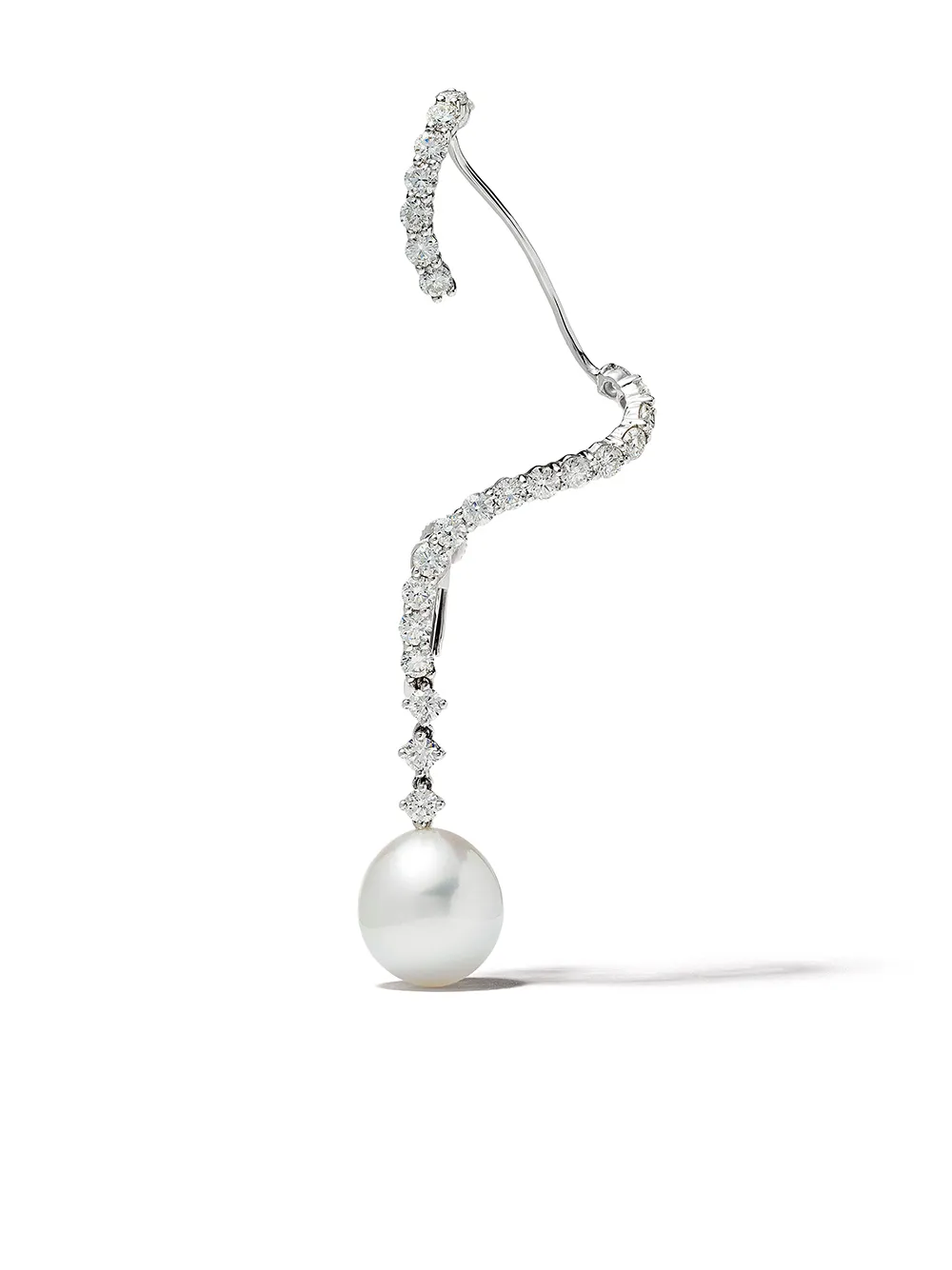 

Yoko London arete ear-cuff Novus en oro blanco de 18kt con diamantes y perla del mar del Sur - 7