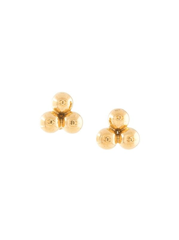 CHANEL Pre-Owned 1990s Logo three-spheres clip-on Earrings - Farfetch