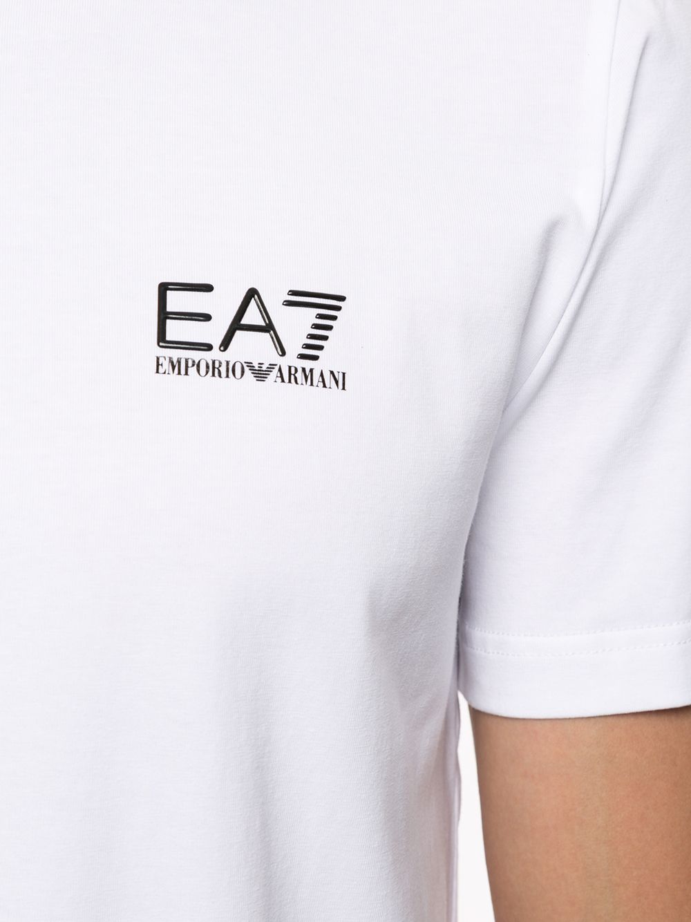 фото Ea7 emporio armani футболка с v-образным вырезом