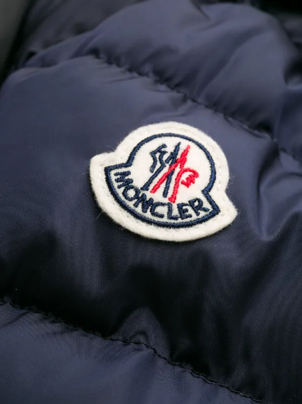 moncler jas logo