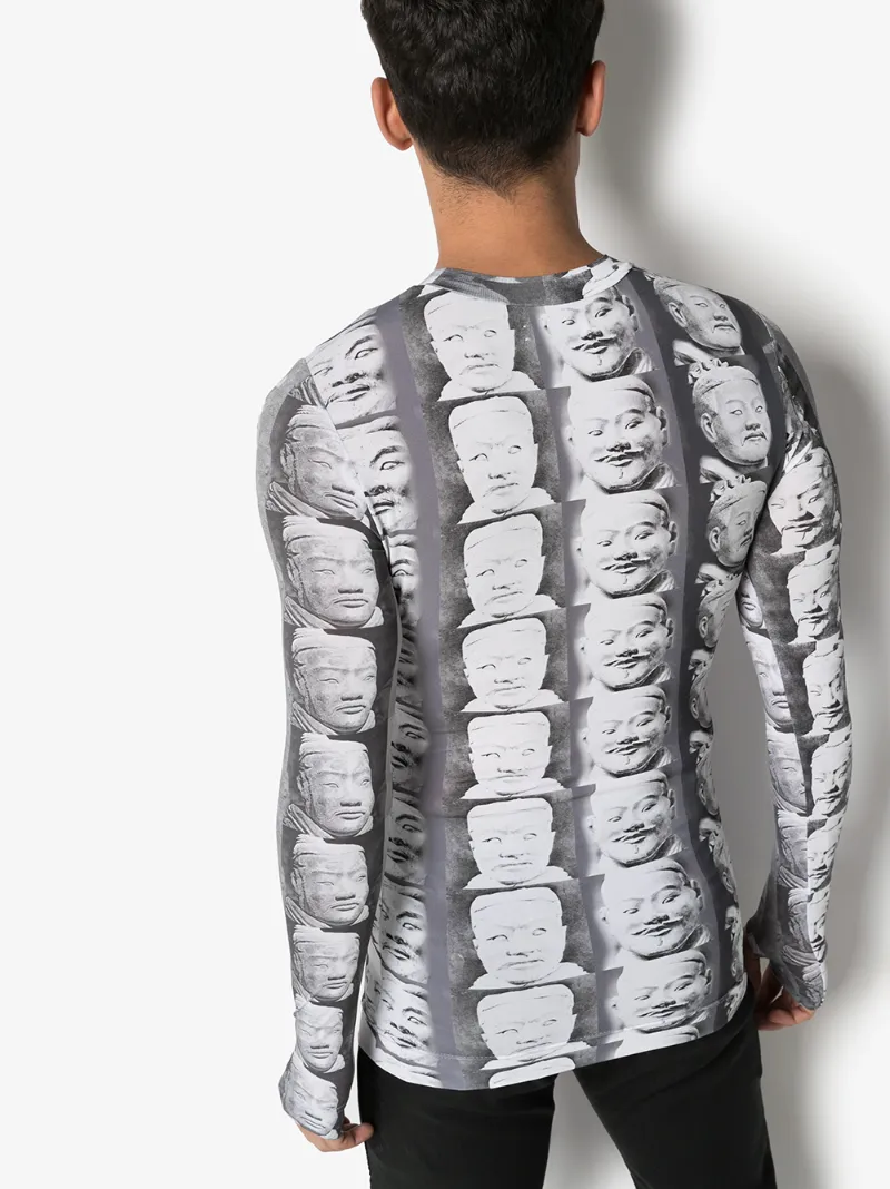 PRONOUNCE STATUE PRINT LONG-SLEEVE T-SHIRT