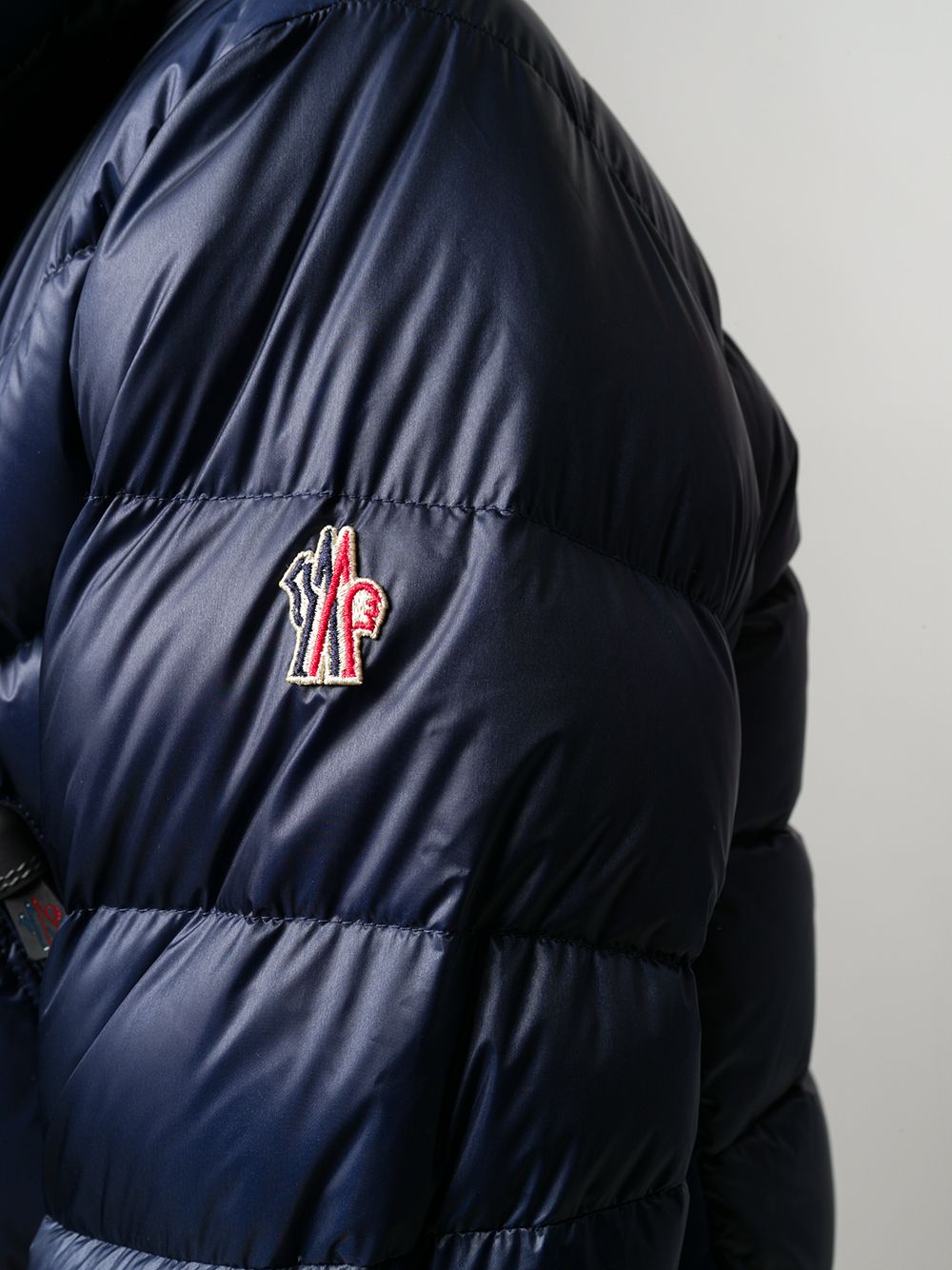 фото Moncler grenoble пуховик на молнии