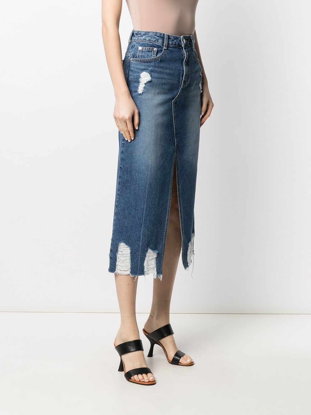 фото Sjyp destroyed hem denim skirt