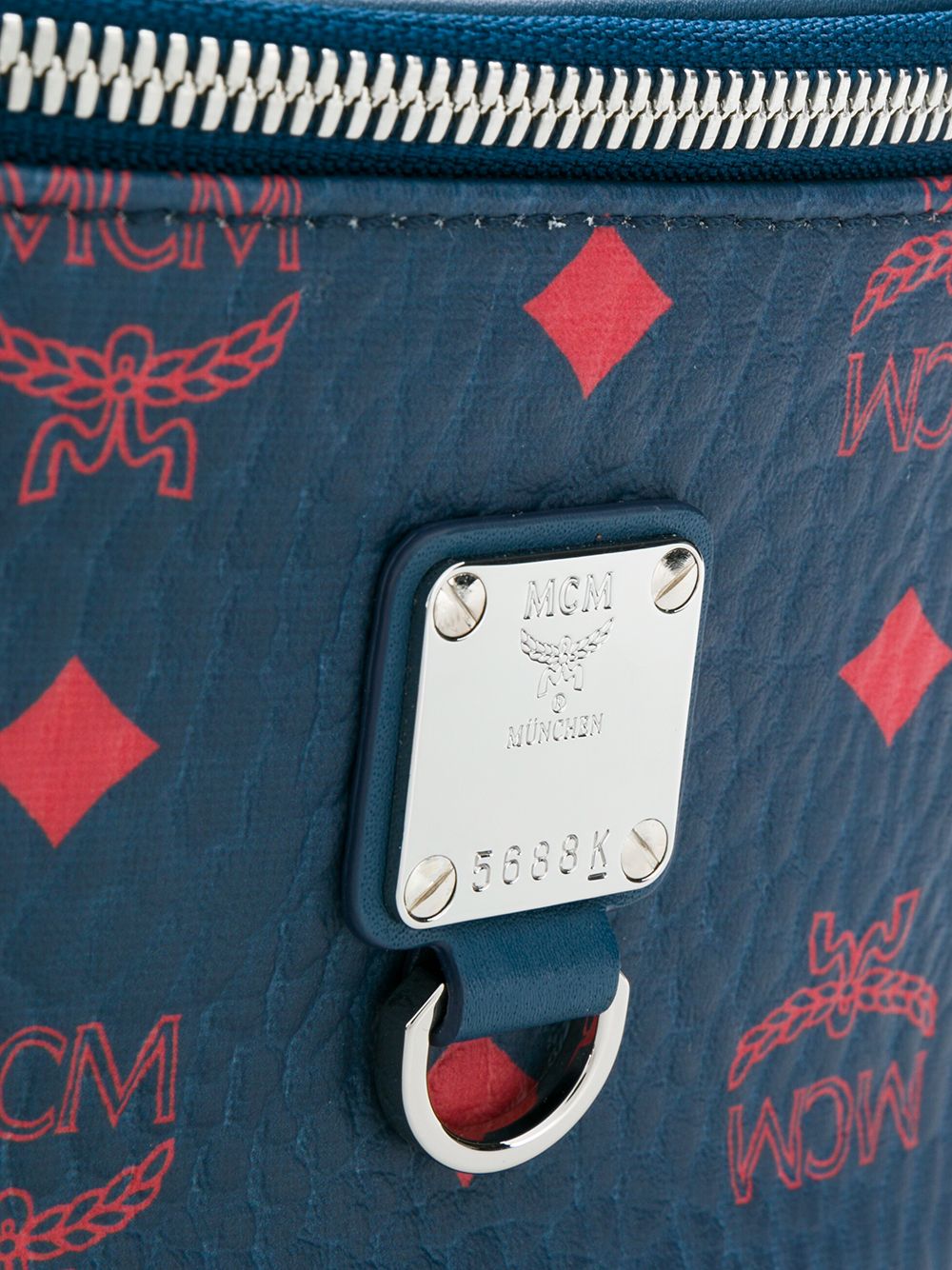 фото MCM поясная сумка с логотипом