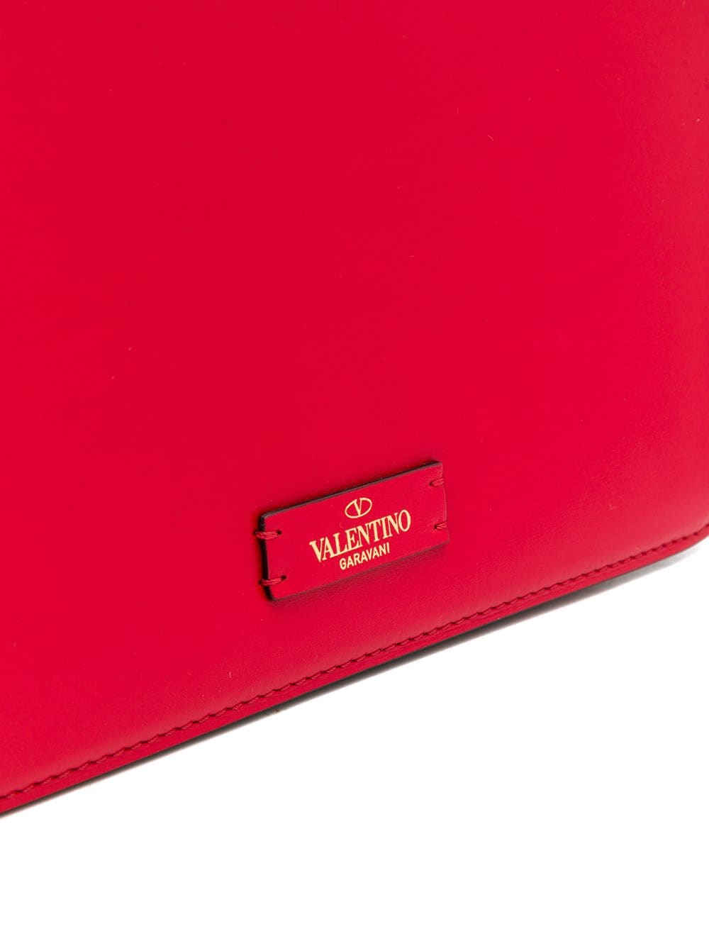 фото Valentino сумка на плечо valentino garavani vsling