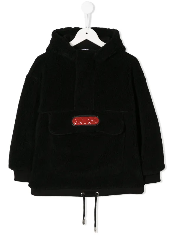 pouch pocket hoodie