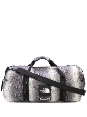Supreme gym bags clearance