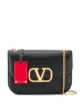 الصورة 1 من Valentino Garavani حقيبة كتف V رينغ