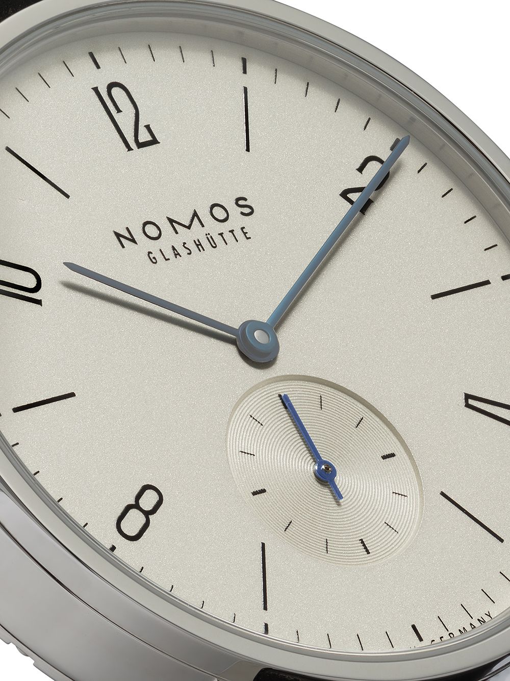 фото Nomos glashütte наручные часы tangomat 38.3 мм