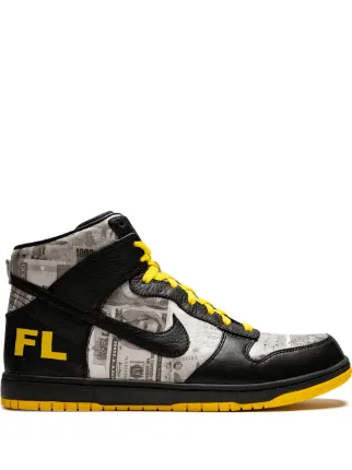 flom dunks