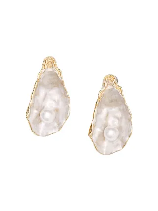 burberry oyster earrings