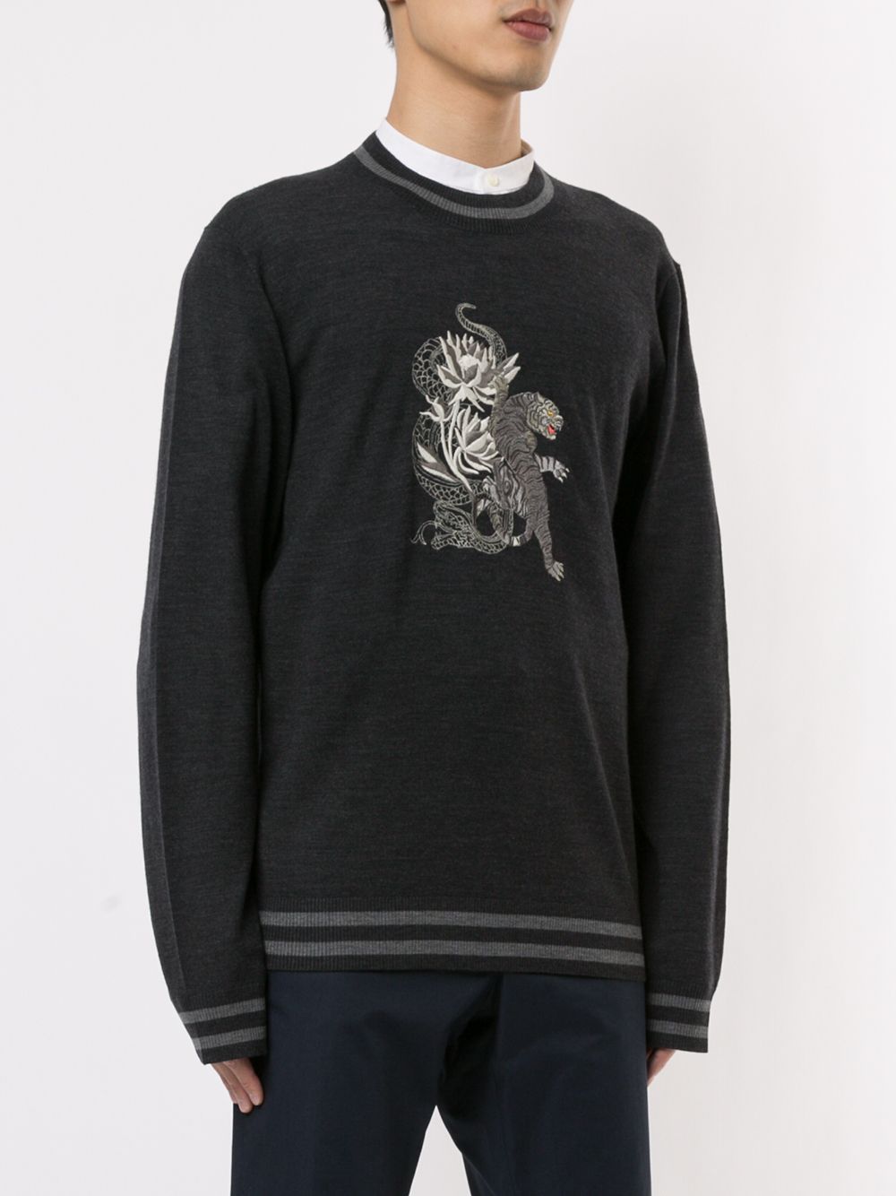 фото Shanghai Tang tiger-embroidered sweatshirt