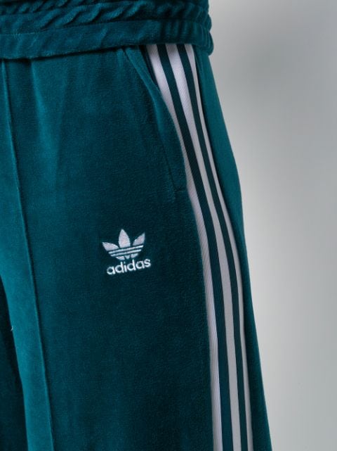 Велюровая олимпийка adidas