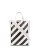 الصورة 1 من Off-White حقيبة عملية بخطوط مائلة